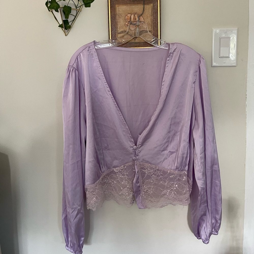 Plus Contrast Lace Button Front Satin Blouse| Size: 1 XL | Color: lavender